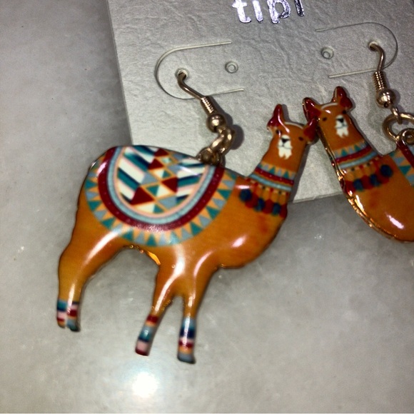 NWT Tipi Llama Alpaca Earrings - Picture 4 of 4